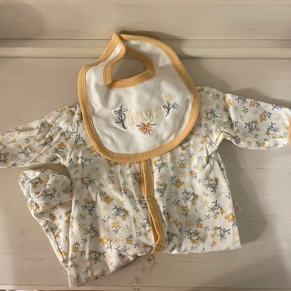 Baby sleeper/pajama set